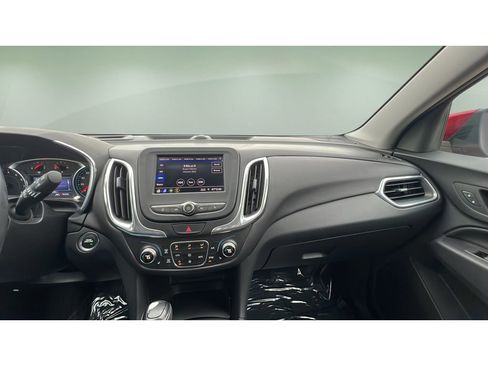 Certified 2020 Chevrolet Equinox LT image 17