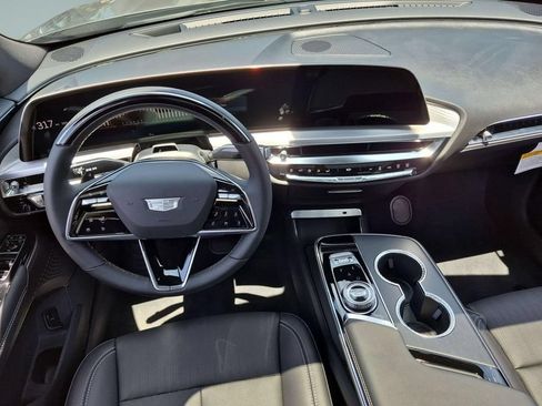 New 2026 Cadillac Lyriq Luxury AWD/4WD image 22
