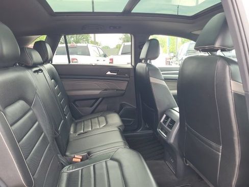 Used 2021 Volkswagen Atlas Cross Sport SEL Premium R-Line AWD/4WD image 16