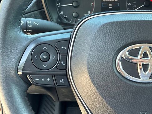 Used 2024 Toyota Corolla Cross LE w/ Moonroof Package AWD/4WD image 25