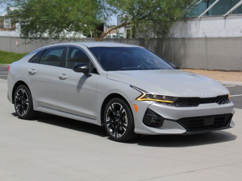 Used 2024 Kia K5 GT-Line w/ GT-Line Premium Package FWD image 3