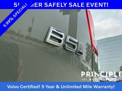 Certified 2024 Volvo XC40 B5 Core AWD/4WD image 14