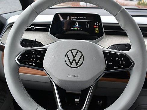 New 2025 Volkswagen ID. Buzz Pro S Plus image 11