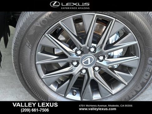 Certified 2024 Lexus GX 550 w/ Cold Area Package AWD/4WD image 21