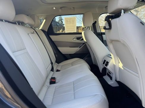 Used 2022 Land Rover Range Rover Velar S image 18