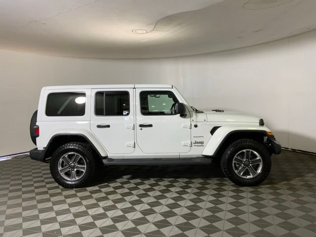 Used 2019 Jeep Wrangler Unlimited Sahara w/ Cold Weather Group AWD/4WD image 4