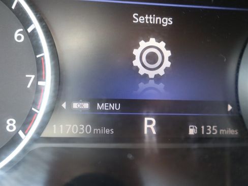 Used 2017 Nissan Maxima 3.5 S FWD image 25
