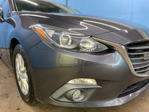 Used 2015 MAZDA MAZDA3 i Touring w/ Technology Package image 2