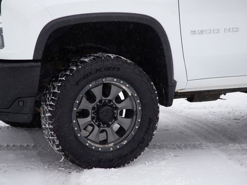 Used 2020 Chevrolet Silverado 2500 W/T image 27