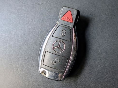 Used 2013 Mercedes-Benz G 63 AMG 4MATIC image 38