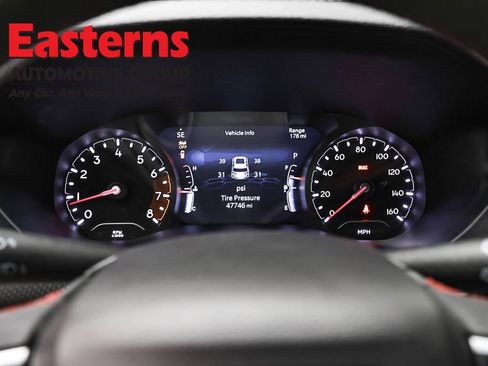 Used 2024 Jeep Compass Trailhawk AWD/4WD image 17