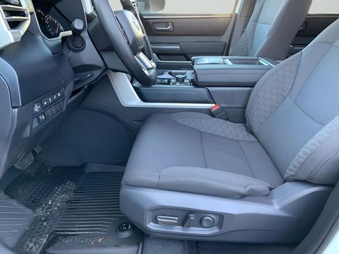 New 2026 Toyota Tundra SR5 image 9