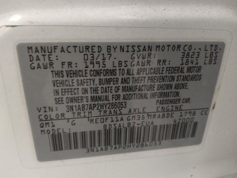 Used 2017 Nissan Sentra S FWD image 33