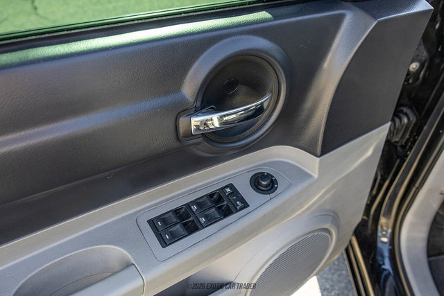 Used 2006 Dodge Charger SRT8 w/ SRT Option Group III RWD image 30