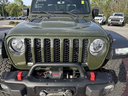 Used 2023 Jeep Gladiator Rubicon w/ Cold Weather Group image 22