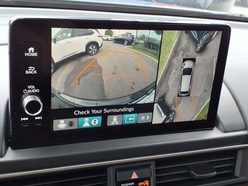 Used 2023 Honda Pilot Elite image 21