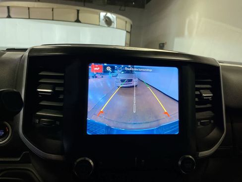 Used 2024 RAM 2500 Big Horn image 25