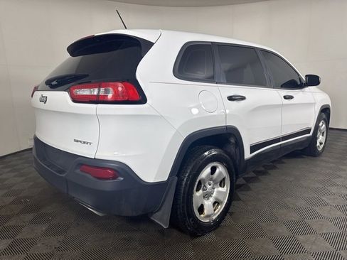 Used 2016 Jeep Cherokee Sport w/ Cold Weather Group image 3