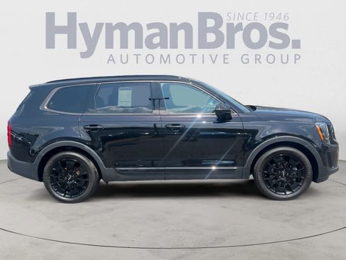Used 2022 Kia Telluride SX w/ SX Prestige Package AWD/4WD image 2