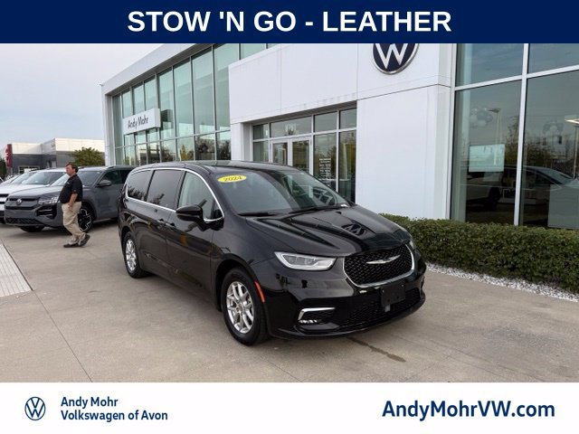 Used 2024 Chrysler Pacifica Touring-L FWD 360° Tour