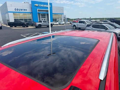 Used 2024 Chevrolet Tahoe LT w/ Luxury Package image 10