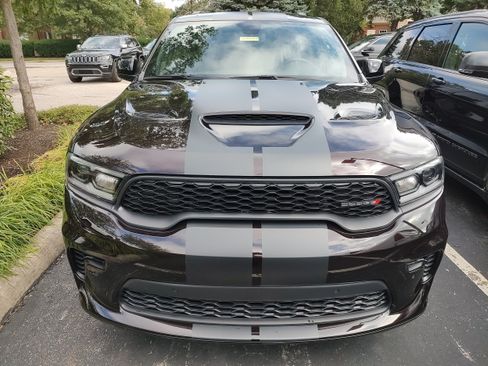 Certified 2025 Dodge Durango R/T w/ Blacktop Package AWD/4WD image 2