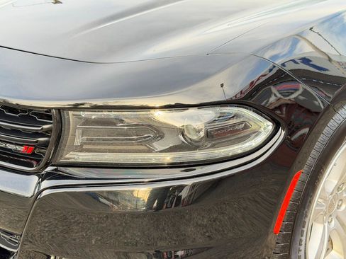 Used 2023 Dodge Charger SXT image 9