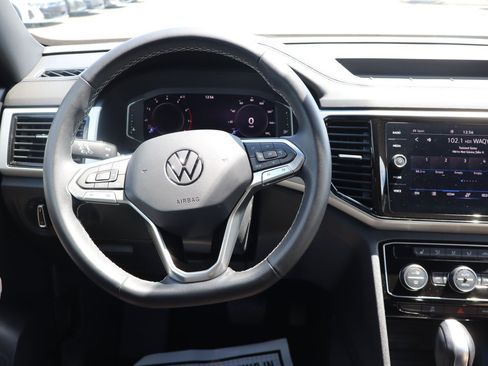 Used 2023 Volkswagen Atlas Cross Sport SE AWD/4WD image 13
