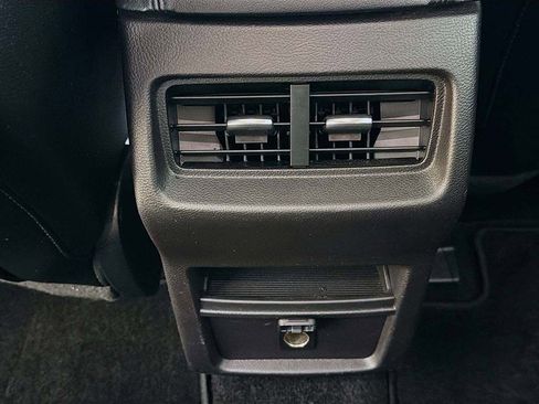 Used 2017 Ford Edge SEL w/ Equipment Group 201A AWD/4WD image 33