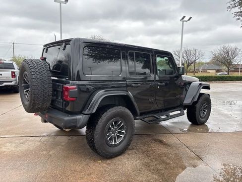 Used 2024 Jeep Wrangler Unlimited Rubicon image 5