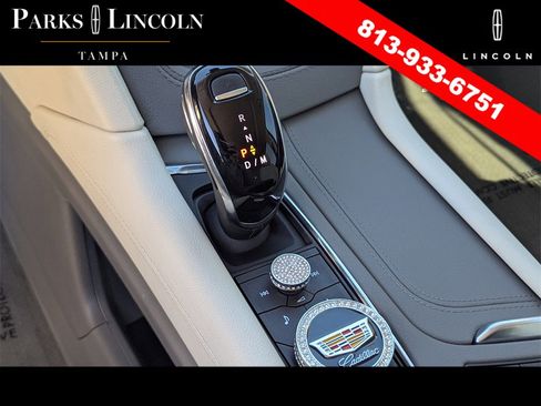 Used 2023 Cadillac XT6 Premium Luxury w/ Technology Package image 22