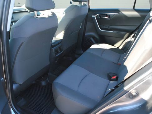 Used 2019 Toyota RAV4 XLE w/ Convenience Package AWD/4WD image 20