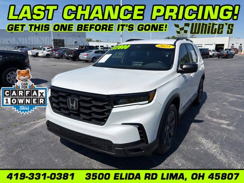 Used 2025 Honda Pilot Sport image 1