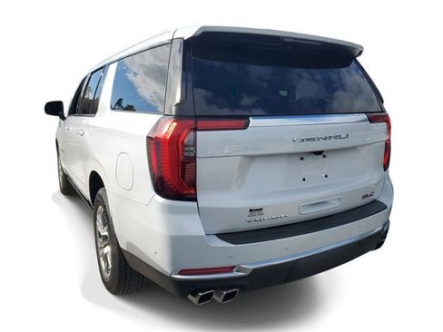 New 2026 GMC Yukon XL Denali image 4