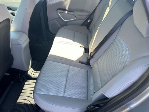 Certified 2025 Kia Soul LX w/ LX Technology Package FWD image 31
