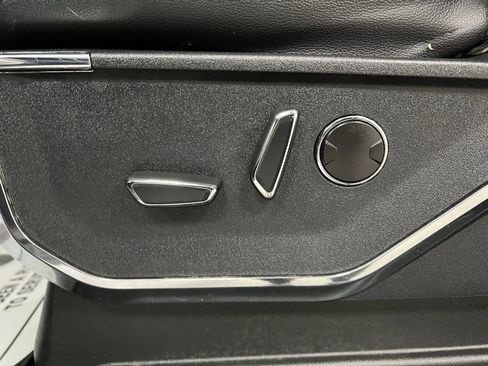 Used 2022 Ford F150 Lariat w/ Equipment Group 502A High image 22