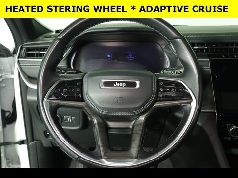 Used 2022 Jeep Grand Cherokee Overland w/ Luxury Tech Group IV image 10