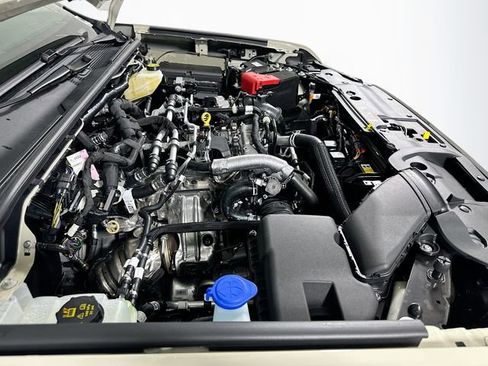 New 2026 Ford Ranger XLT w/ Equipment Group 301A High image 9