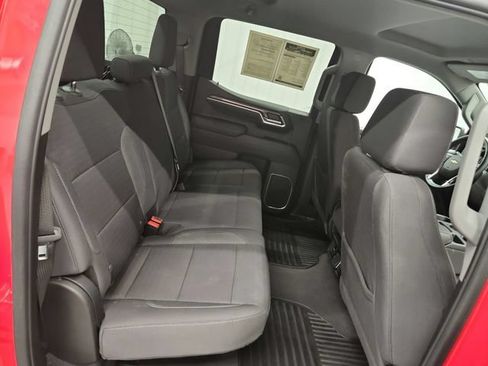 Used 2025 Chevrolet Silverado 1500 LT AWD/4WD image 40