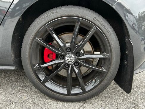Used 2019 Volkswagen GTI Rabbit Edition image 15