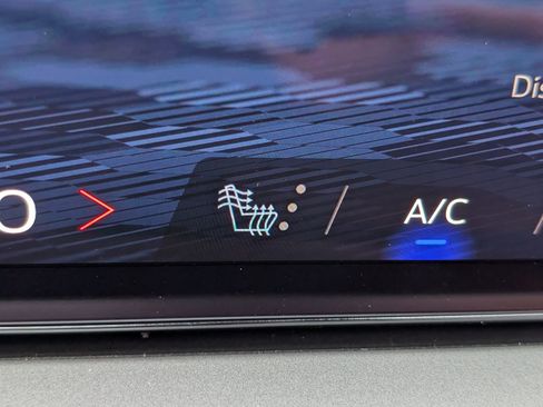 New 2026 Chevrolet Traverse LT w/ Driver Confidence Package image 25