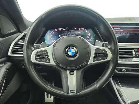 Used 2020 BMW X7 M50i image 17