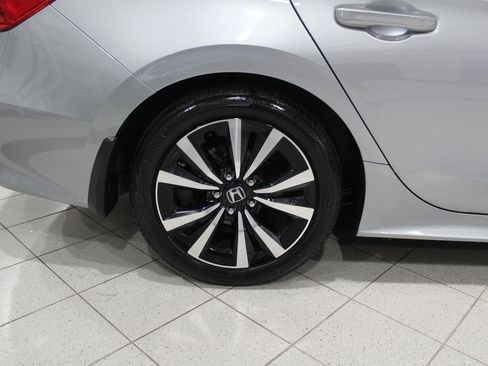 Certified 2022 Honda Civic EX image 11