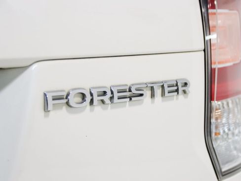 Used 2018 Subaru Forester 2.5i Touring w/ Popular Package #3B AWD/4WD image 12