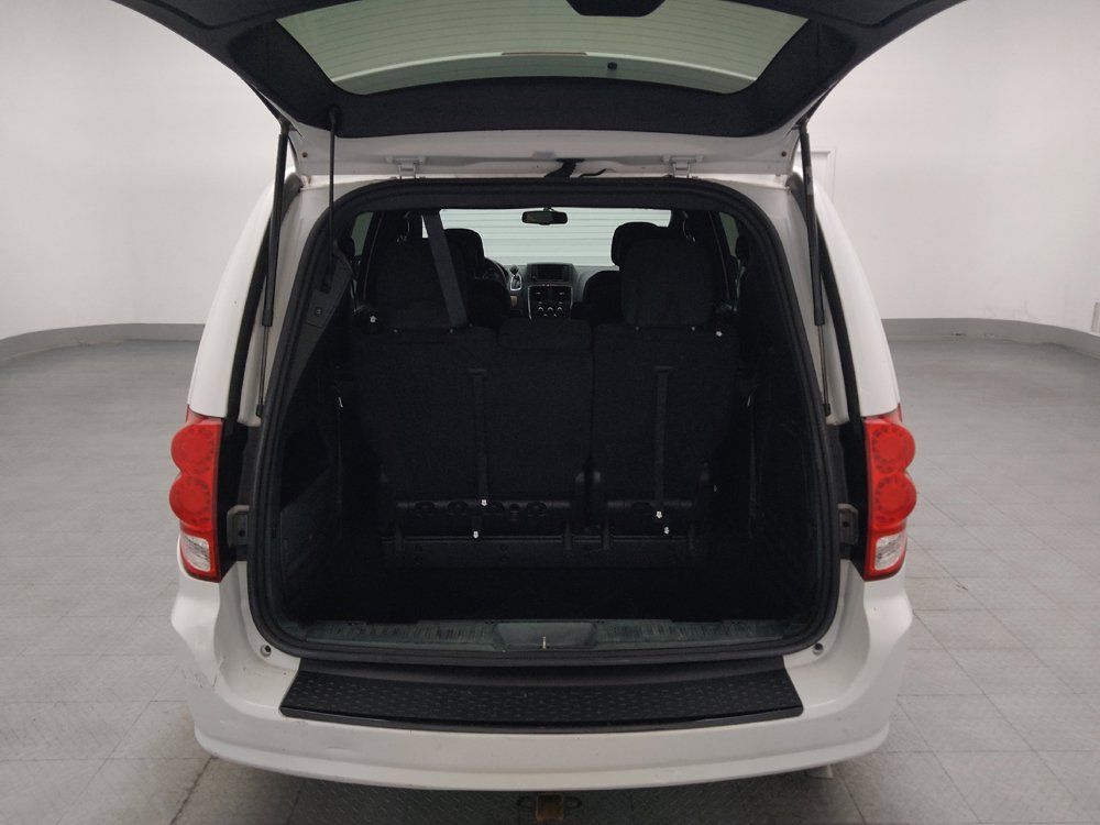 Used 2015 Dodge Grand Caravan SXT w/ Blacktop Package FWD image 29