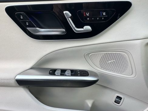 Used 2023 Mercedes-Benz C 300 C 300 image 16