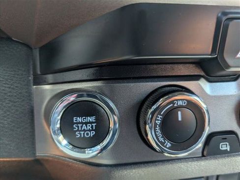 Used 2020 Toyota Tacoma TRD Pro AWD/4WD image 30