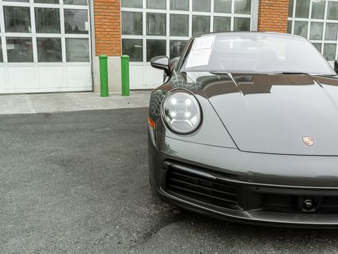 Used 2020 Porsche 911 Carrera RWD image 34