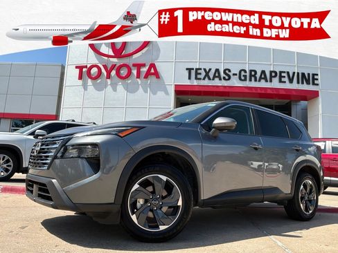 Used 2025 Nissan Rogue SV FWD image 1