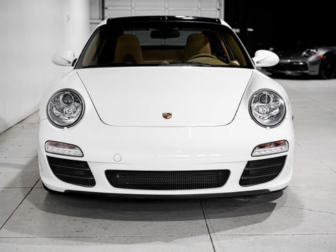 Used 2011 Porsche 911 Targa 4S AWD/4WD image 5